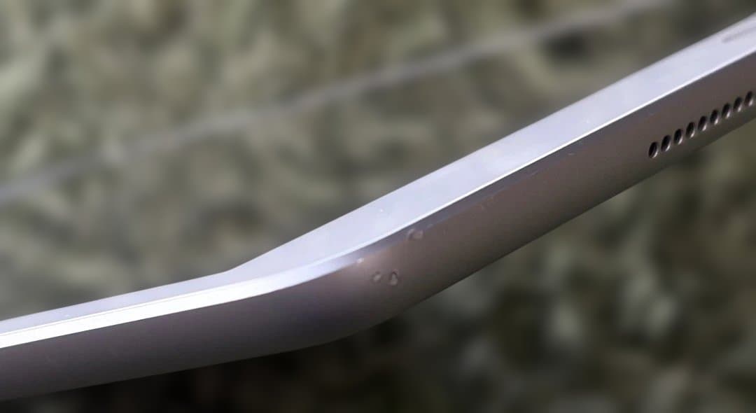 iPad 第8世代 Wi-Fi 128GB （純正キーボード、ペンシル付）