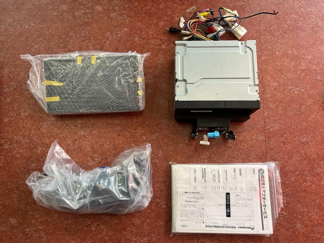 値下げしました♪楽ナビ「AVIC-RF720」 9インチ”フローティング♪