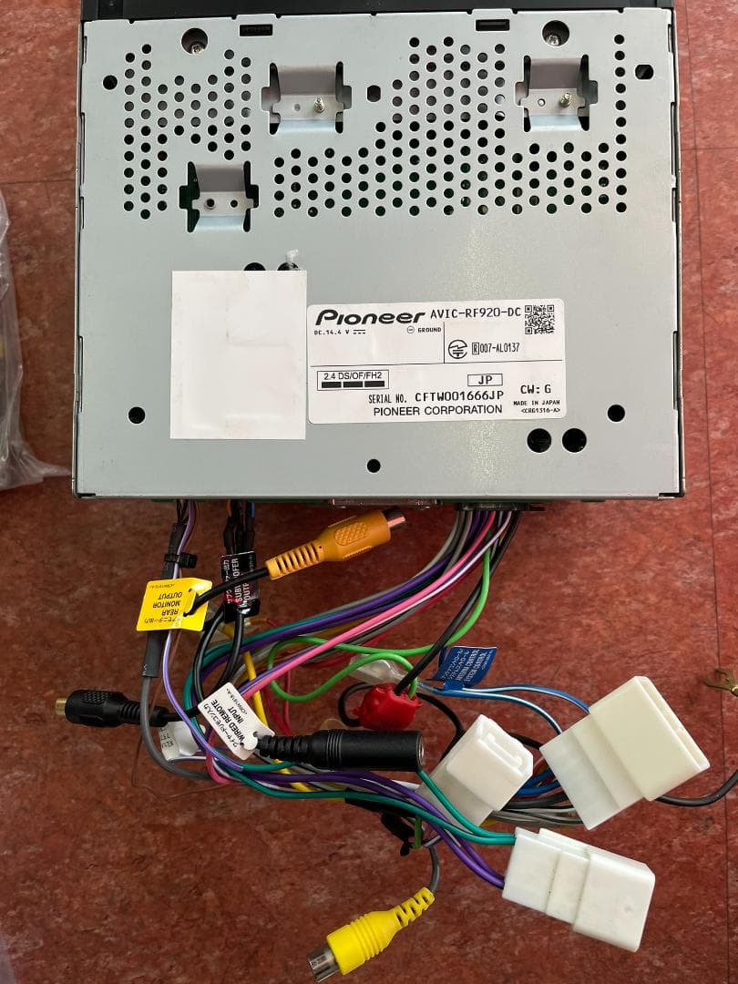 値下げしました♪楽ナビ「AVIC-RF720」 9インチ”フローティング♪