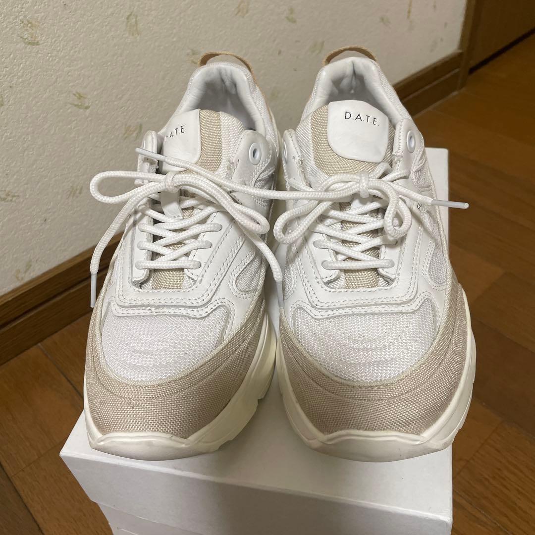 ⭐︎とうこです⭐︎ DATE ホワイト ベージュ スニーカー　38