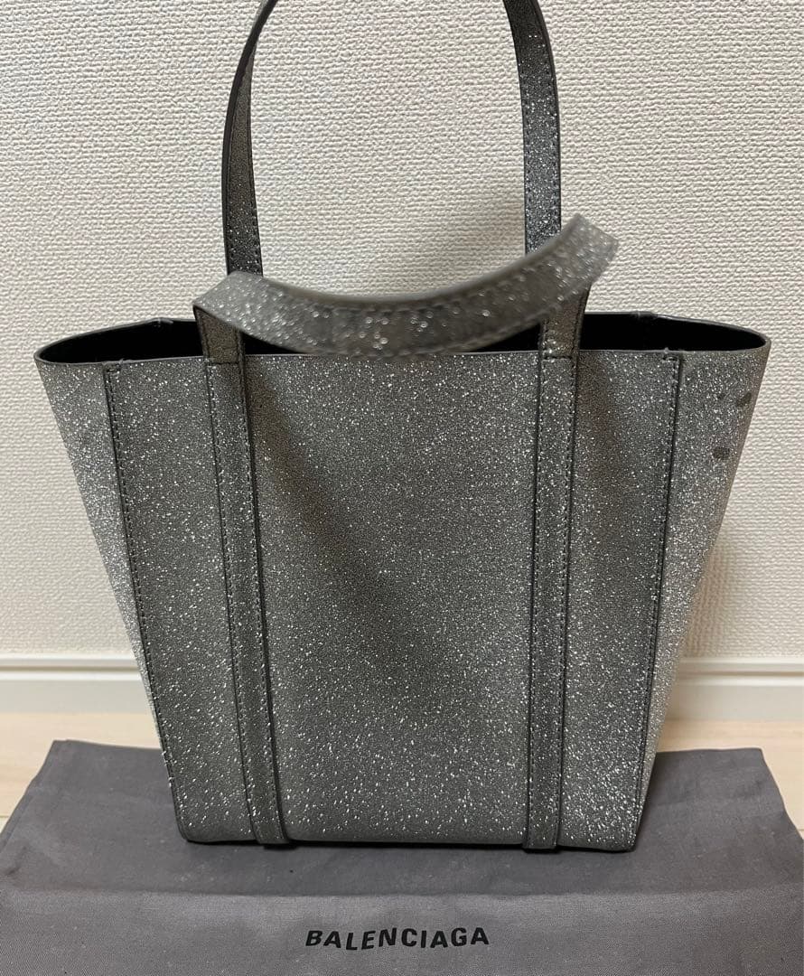 バレンシアガ　BALENCIAGA ショルダーバッグ　ラメ