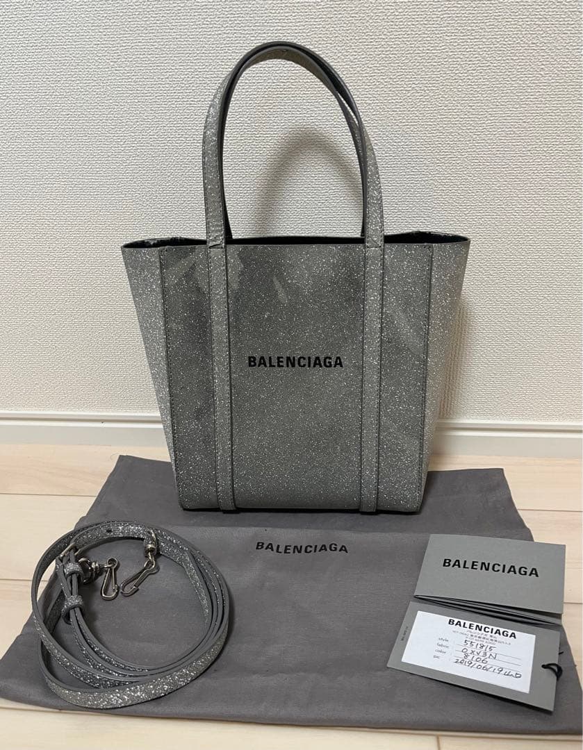 バレンシアガ　BALENCIAGA ショルダーバッグ　ラメ