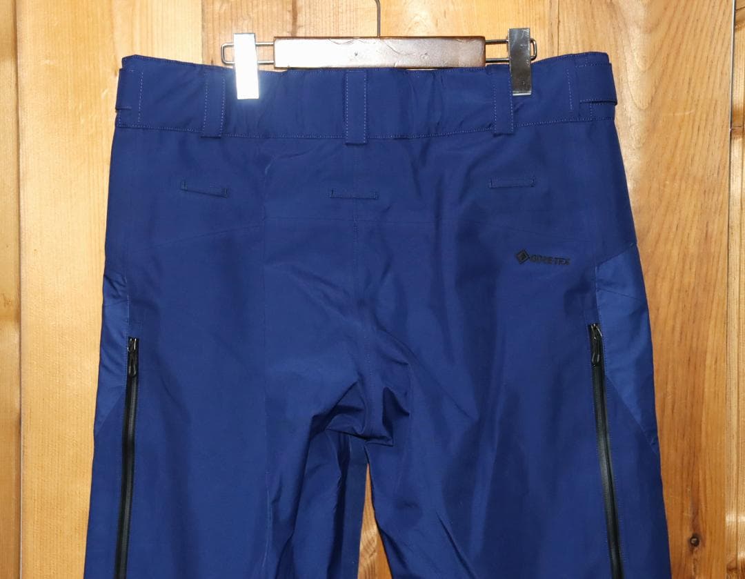 新品 ゴールドウイン GORE-TEX 3レイヤー スキーパンツ (3/L)Ⓗ
