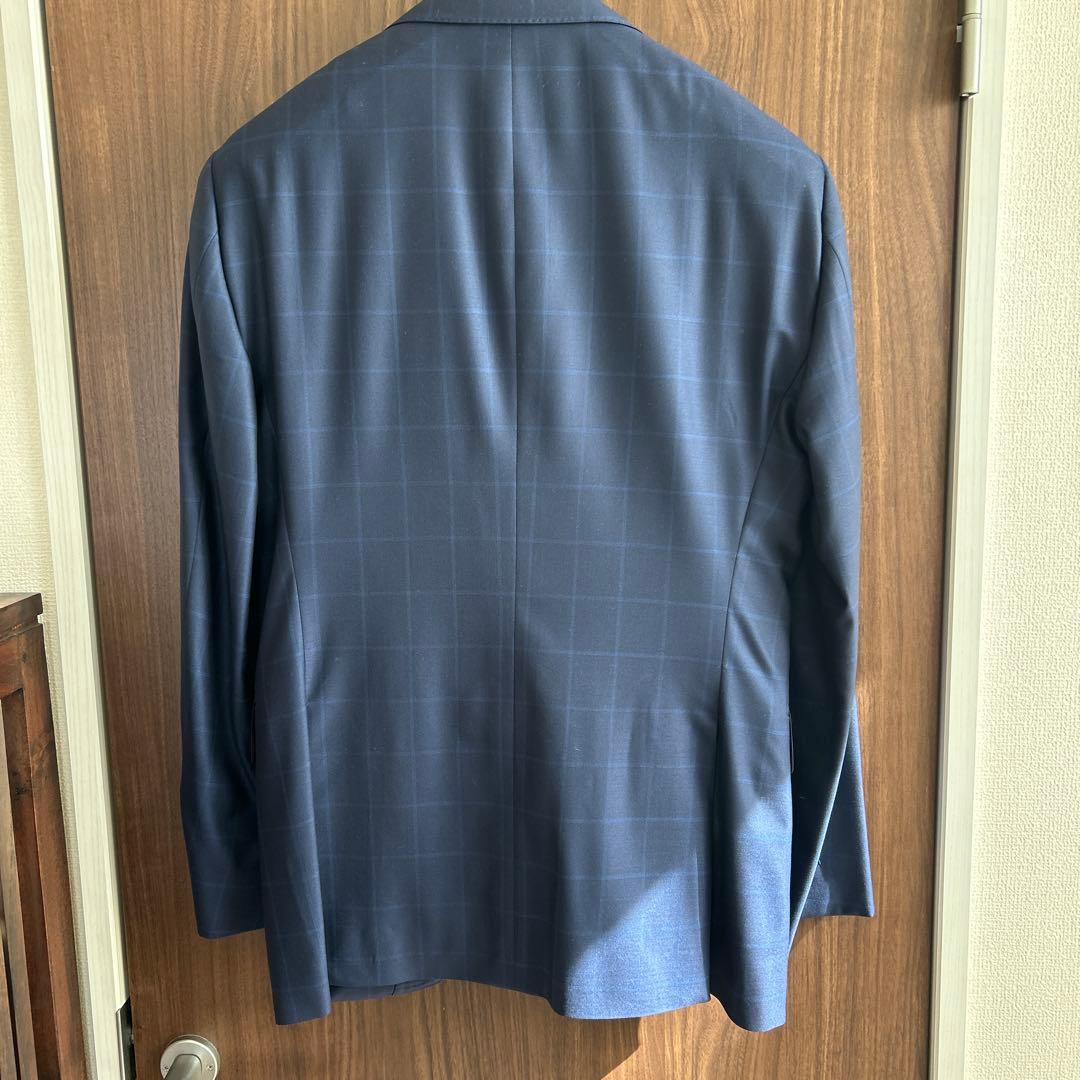 美品エルメネジルドゼニアスーツ　シングル　ネイビーストライプ　M