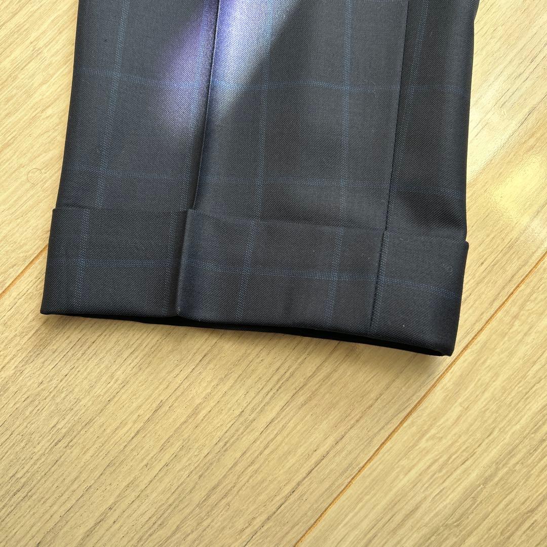 美品エルメネジルドゼニアスーツ　シングル　ネイビーストライプ　M