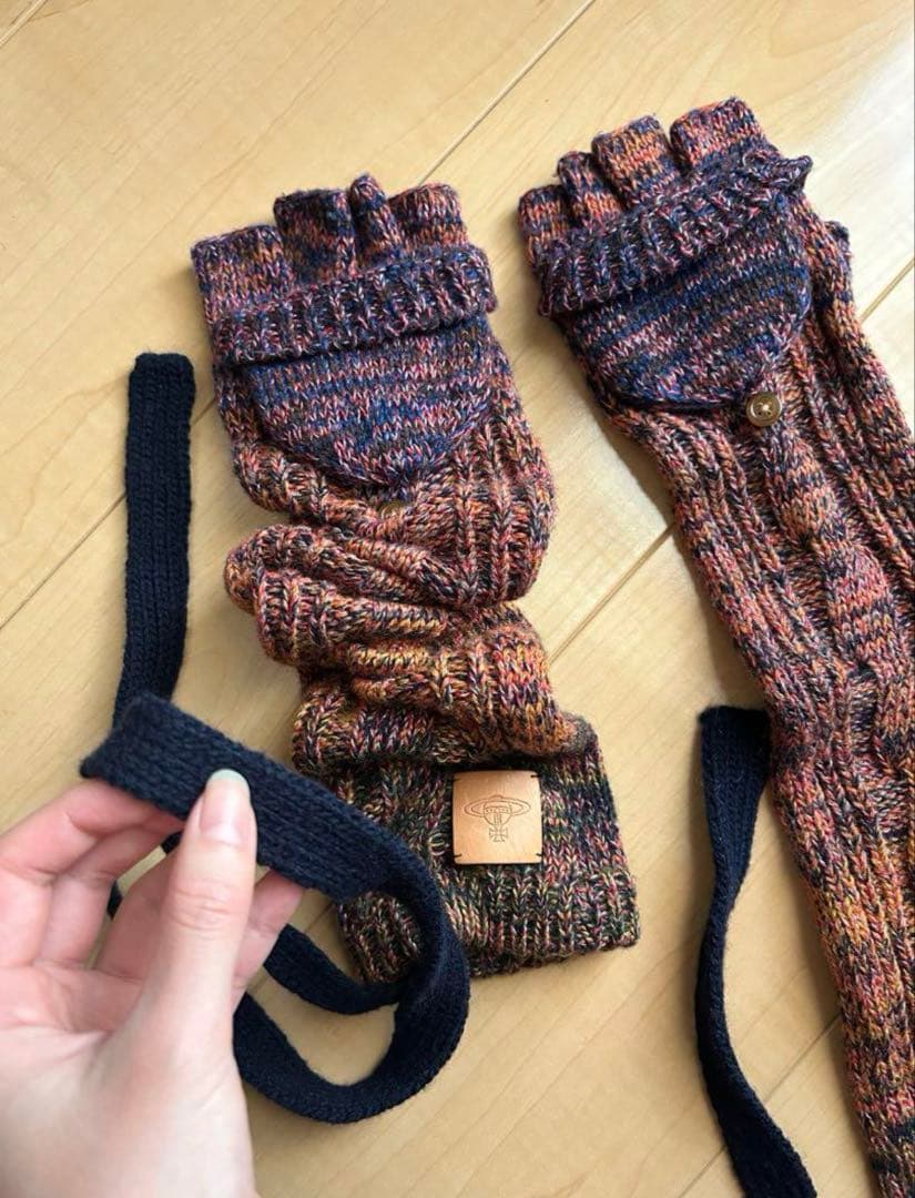 ヴィヴィアンウエストウッド　Vivienne Westwood アームウォーマー