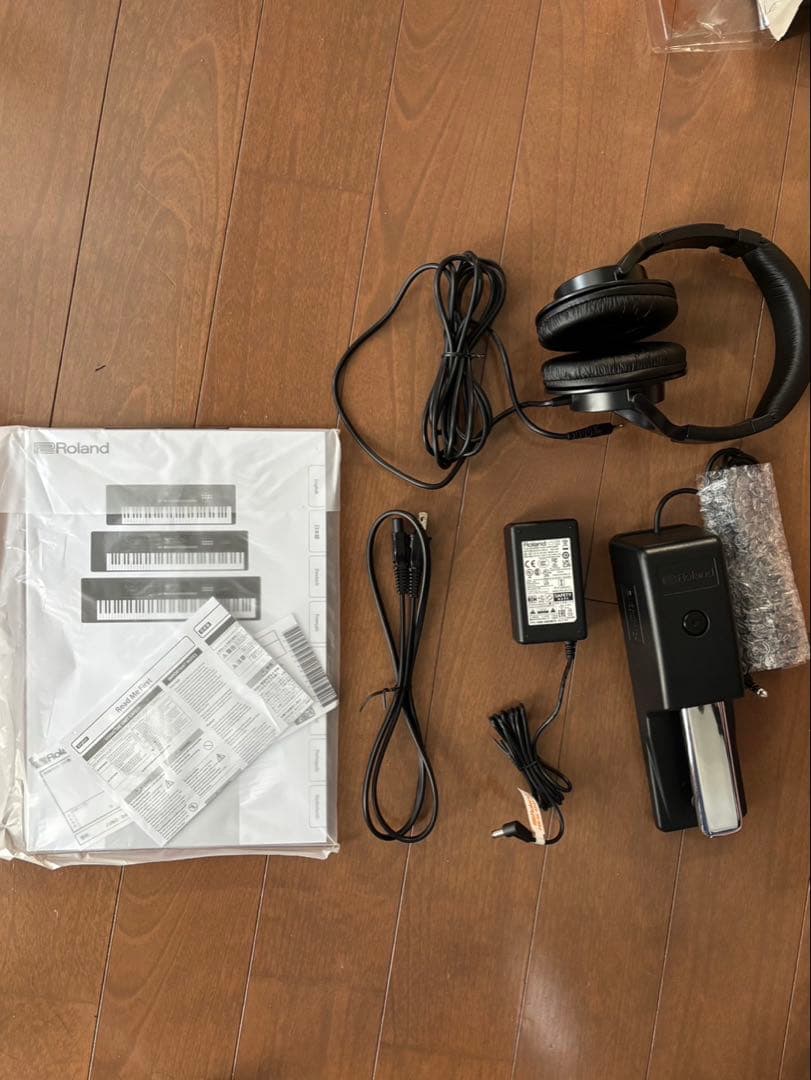 ※専用ページRoland JUNO-D6 背負えるケース付き