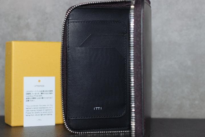 ITTI CRISTY SMART MID WLT CARNO コードバン 財布