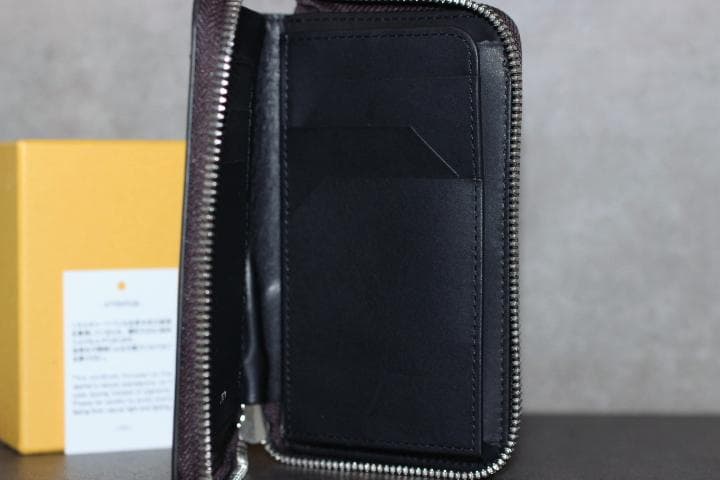 ITTI CRISTY SMART MID WLT CARNO コードバン 財布