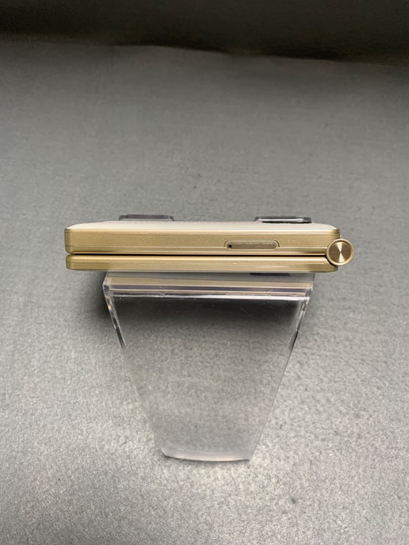 希少超美品 SIMフリー Mode1 RETRO II 64GB