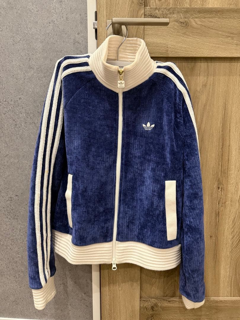 adidas ベロア　ジャージ