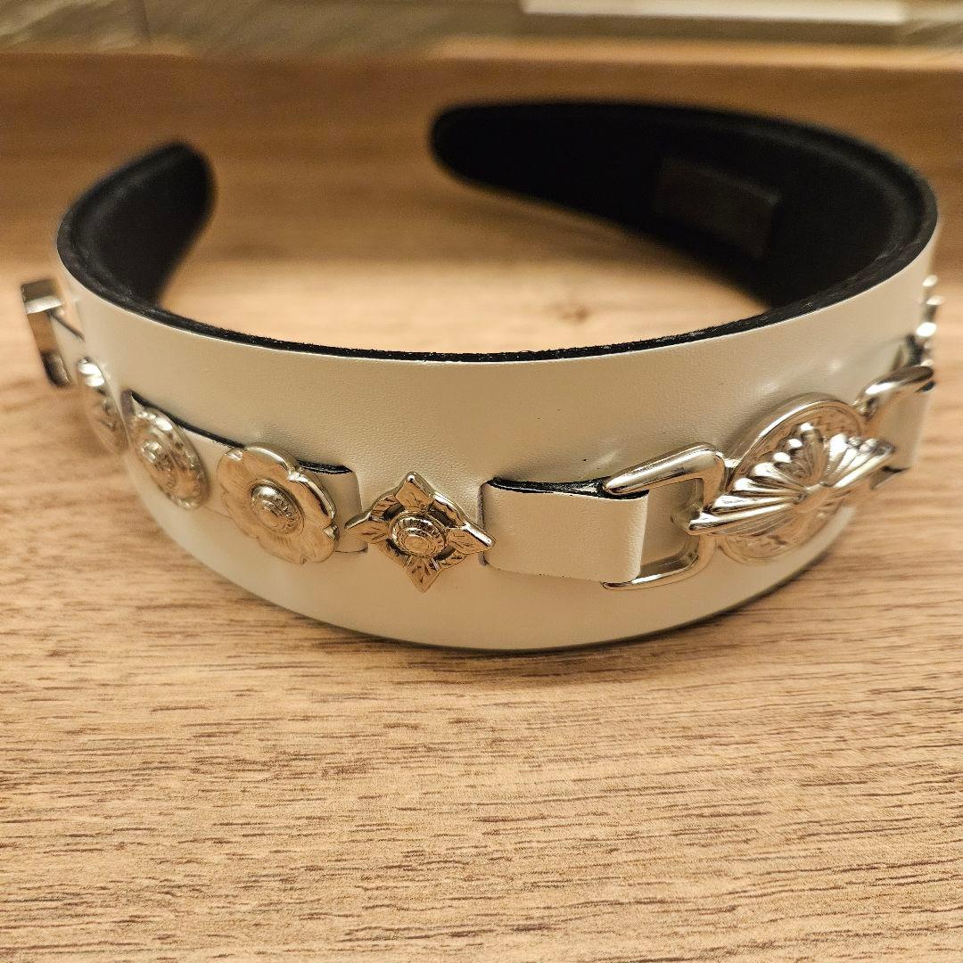 ホワイトメタル装飾ヘアバンド