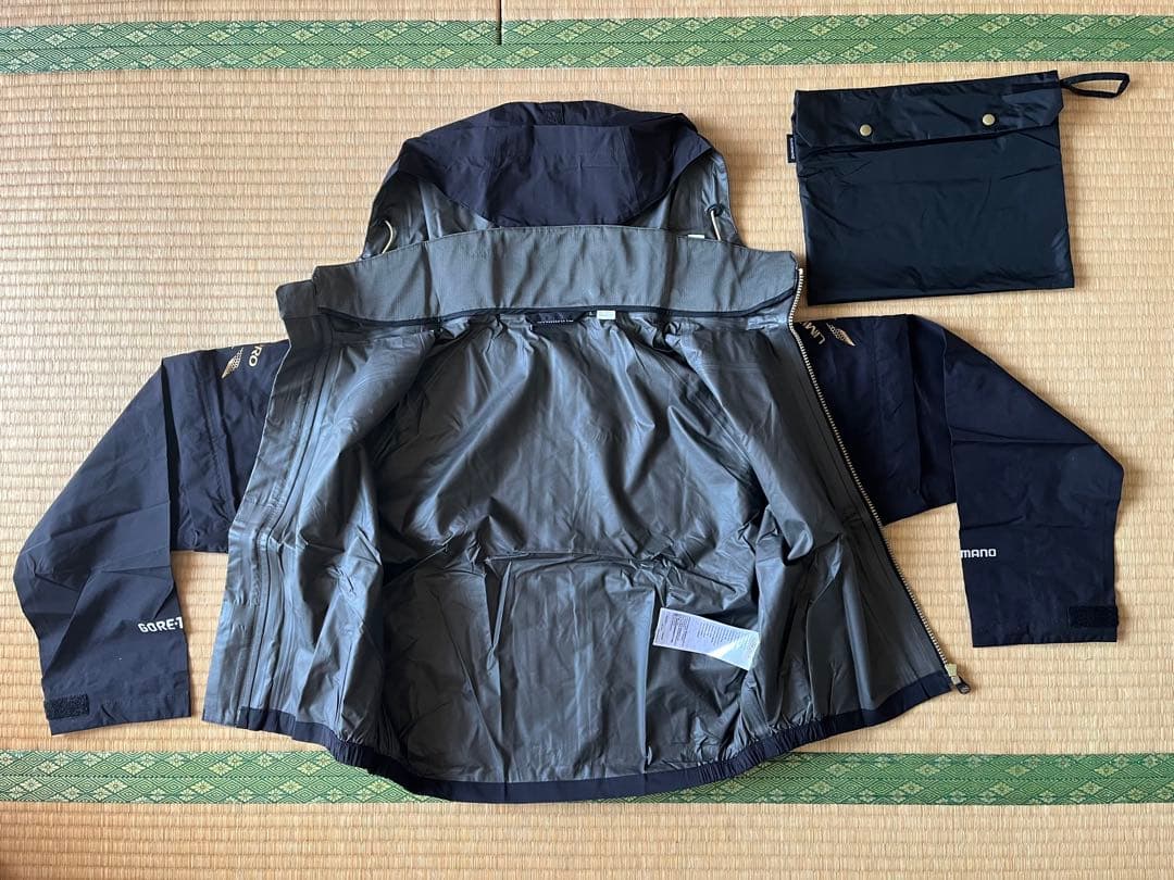 Shimano リミテッドプロ ゴアテックス レインジャケット（ショート）