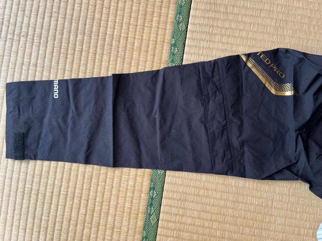 Shimano リミテッドプロ ゴアテックス レインジャケット（ショート）