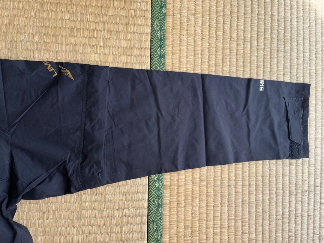 Shimano リミテッドプロ ゴアテックス レインジャケット（ショート）