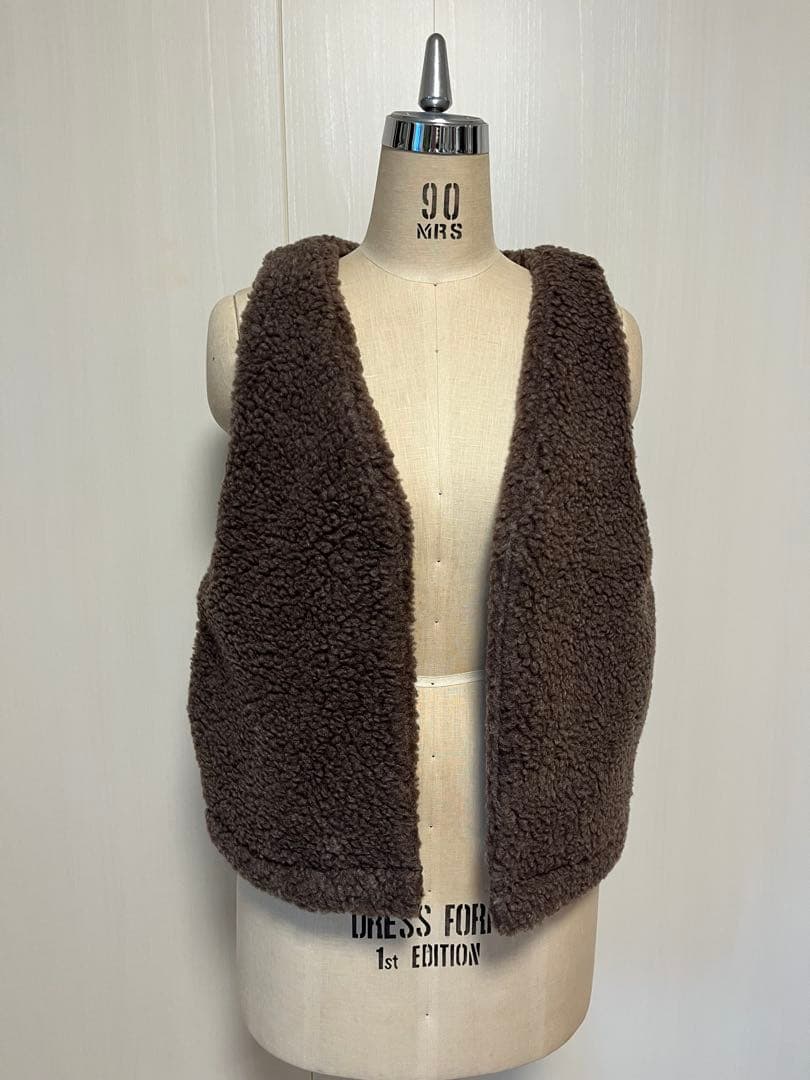 ハグオーワー＊ファーベスト＊ブラウン＊ショート丈＊新品タグ付き