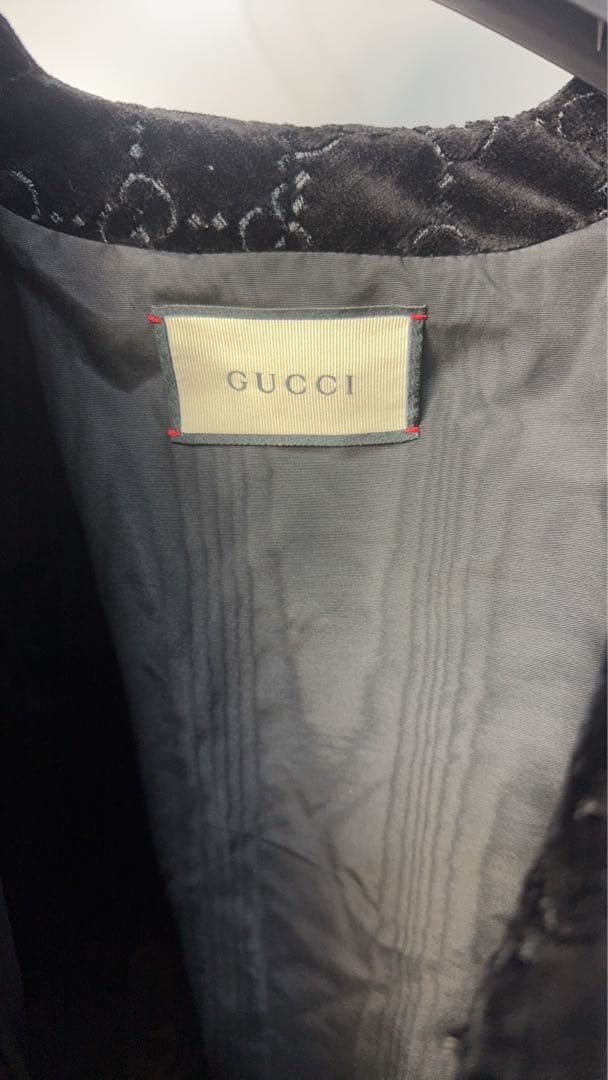 グッチ　GUCCI ベルベット　ケープ　GG柄