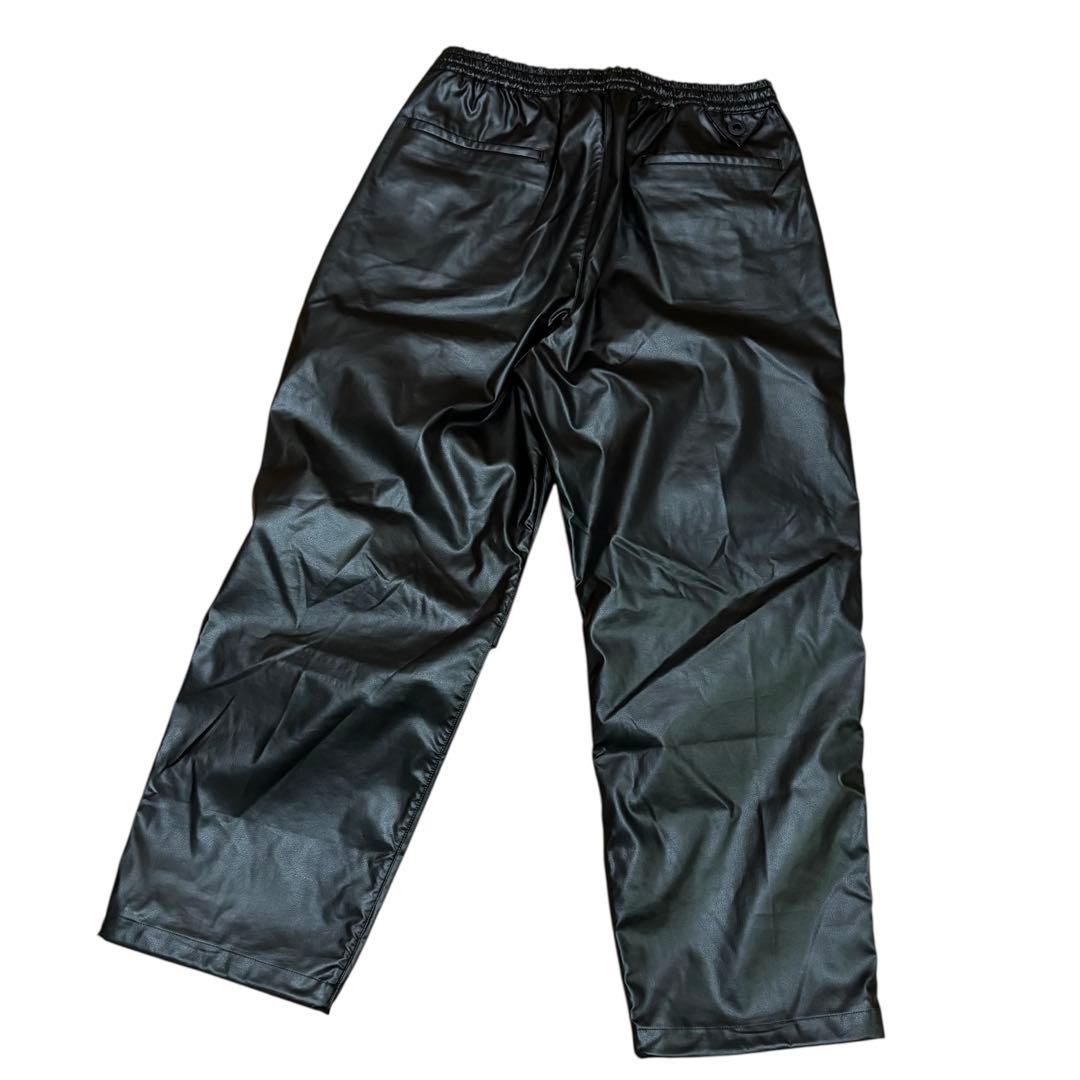 ‪☆美品 ホワイトマウンテニアリング ワイドパンツ ブラック レザー