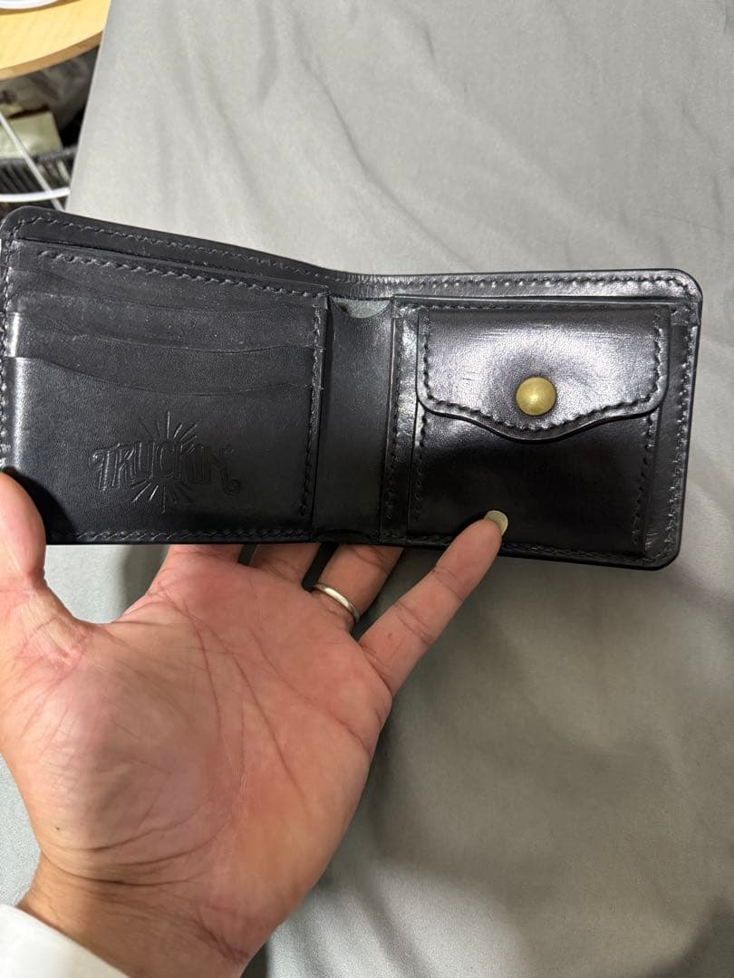 TRUCKIN 財布　栃木レザー