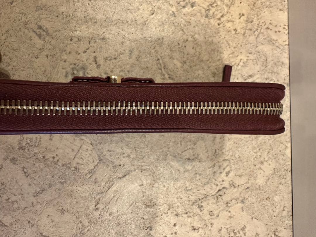 GUCCI 財布　GGキャンパス　ワイン色