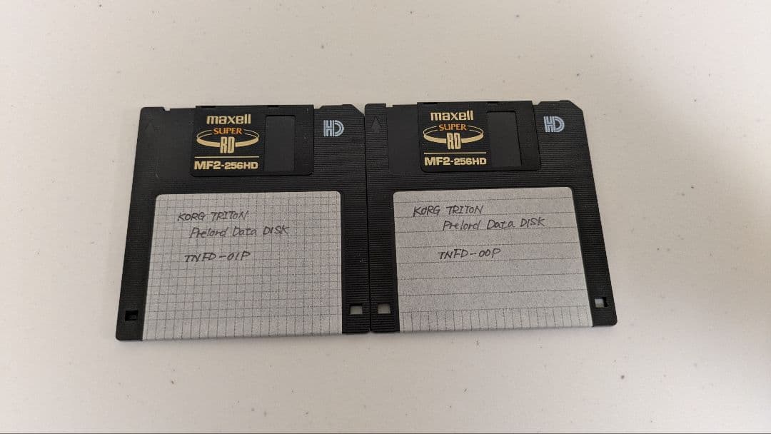 KORG TRITON CLASSIC 61鍵+純正ダンパーペダル付属