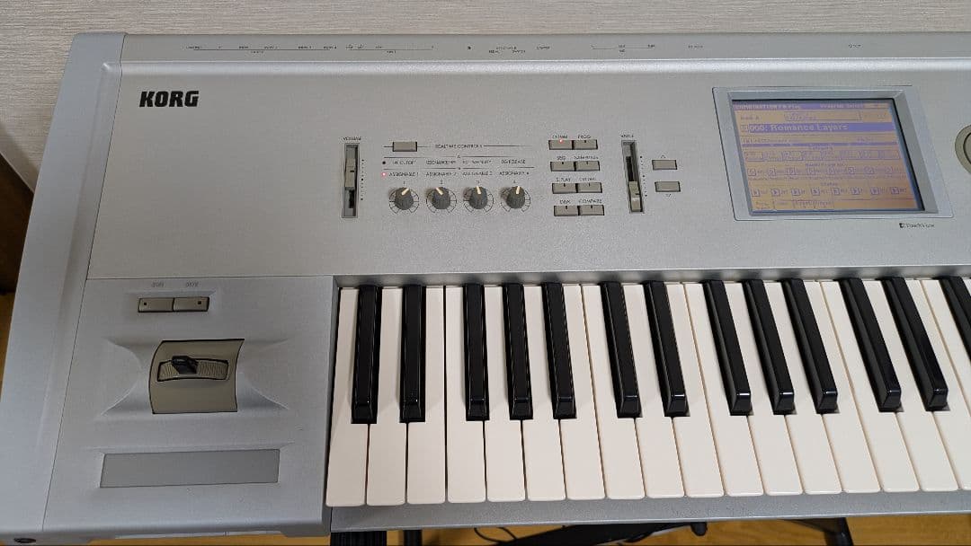 KORG TRITON CLASSIC 61鍵+純正ダンパーペダル付属