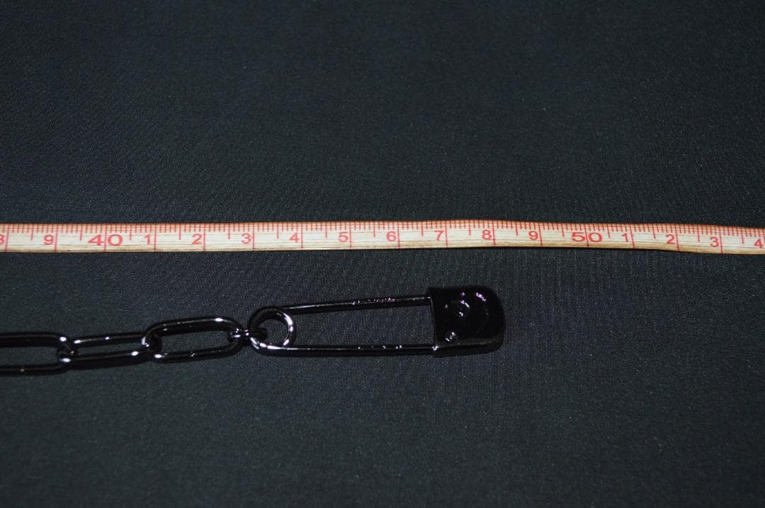 【新品同様】アベイシングエイプ　ウォレットチェーン　黒