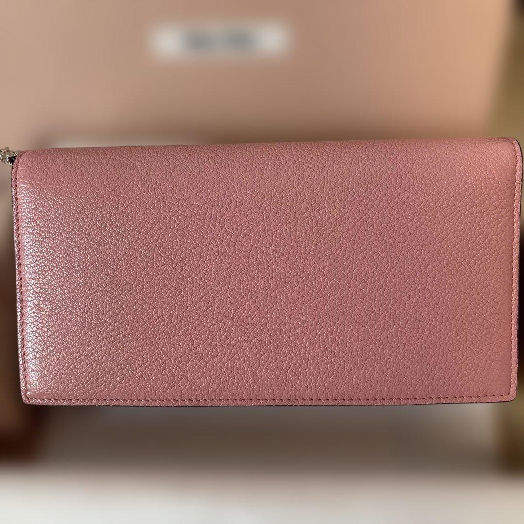 miumiu チェーン バック