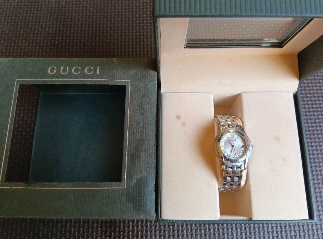 再値下げ!GUCCI 5500Lレディース腕時計稼働品箱付き