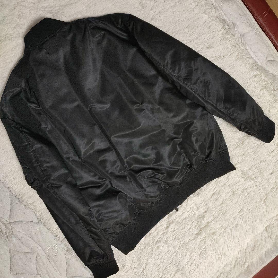 美品 UNIQLO+J XL ハイブリッドダウンオーバーサイズ MA-1ブルゾン