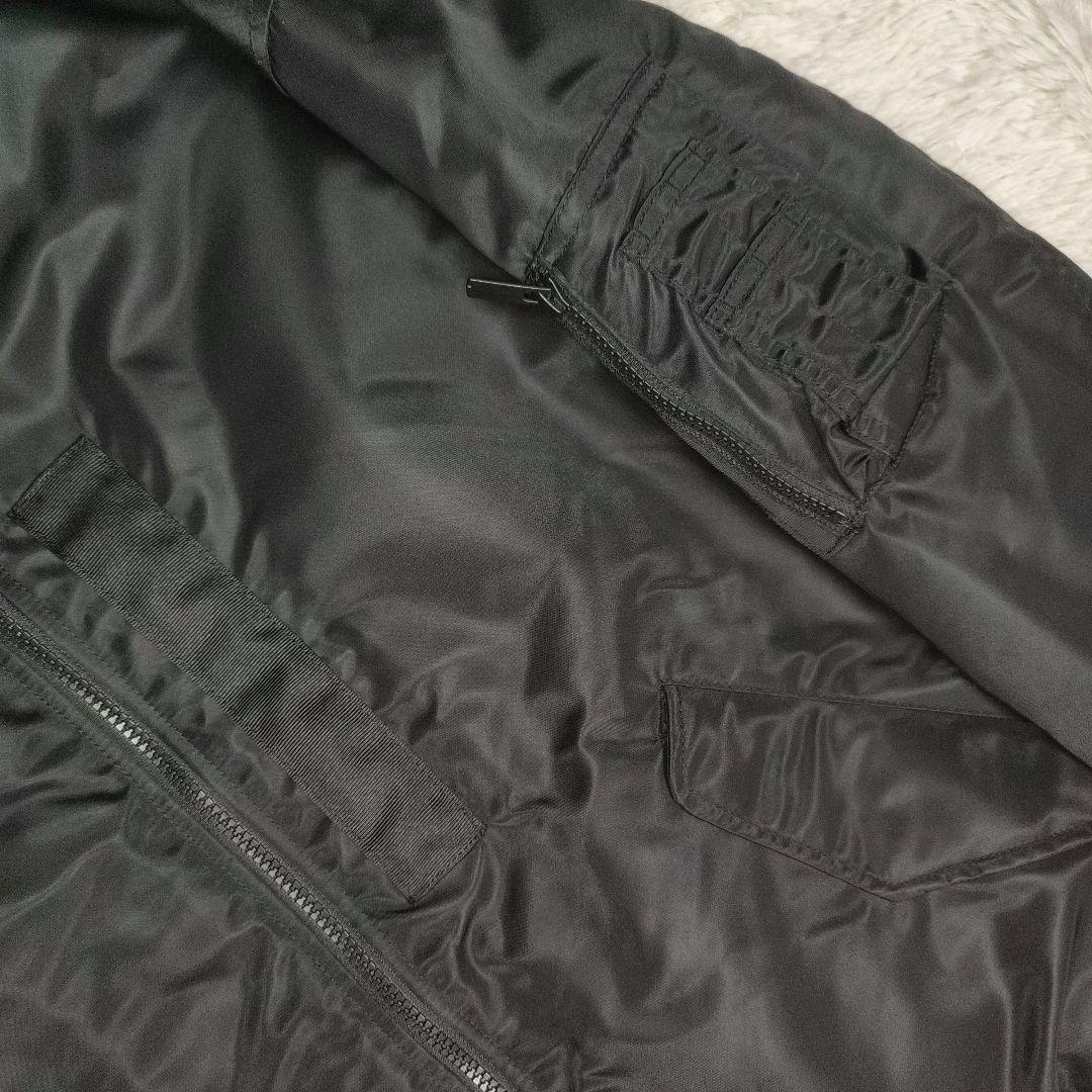 美品 UNIQLO+J XL ハイブリッドダウンオーバーサイズ MA-1ブルゾン