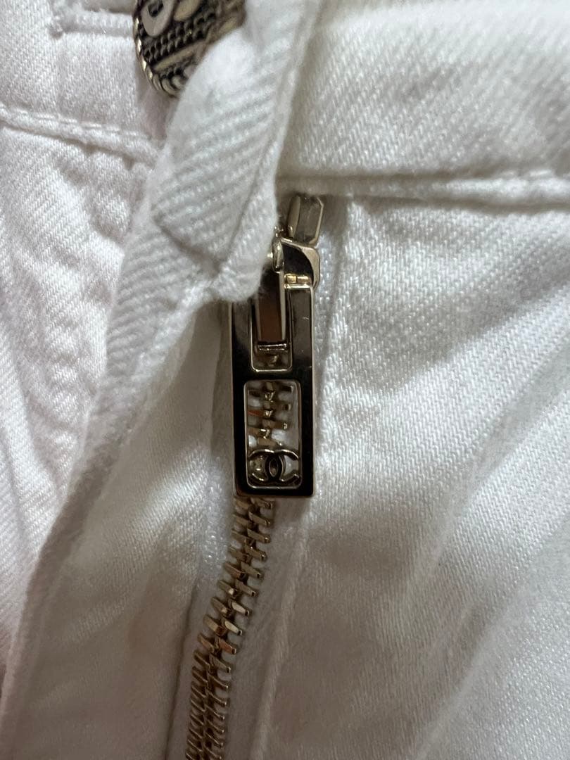 CHANEL チャネルホワイトショートパンツ