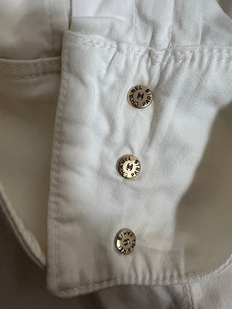 CHANEL チャネルホワイトショートパンツ