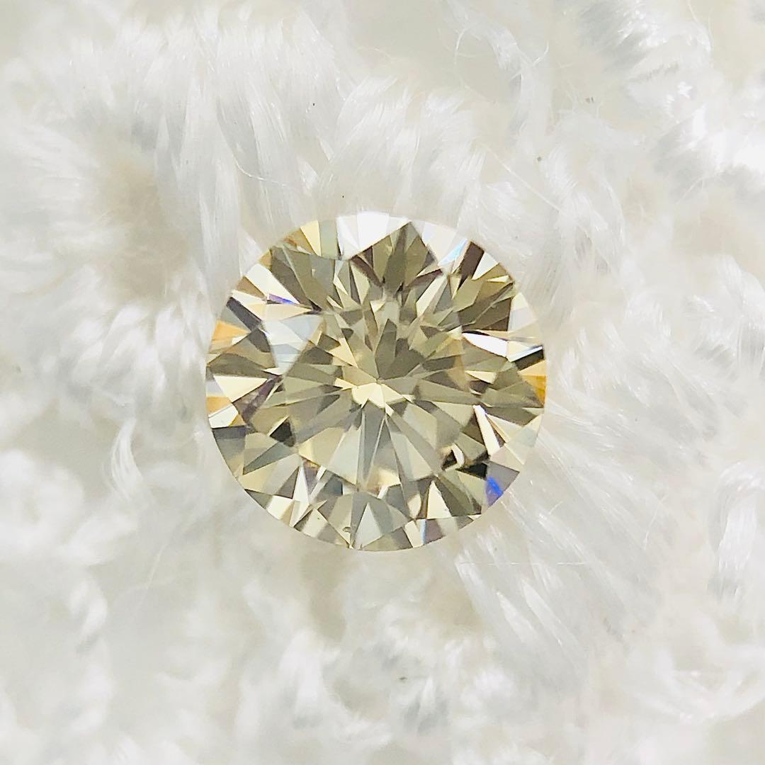 アクセサリー 0.232ct Light Brownish Yellow VS-2 VG