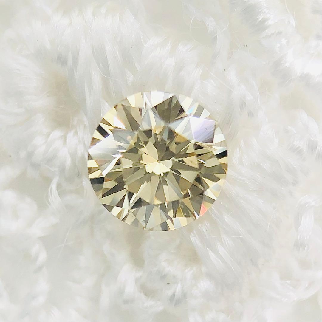 アクセサリー 0.232ct Light Brownish Yellow VS-2 VG