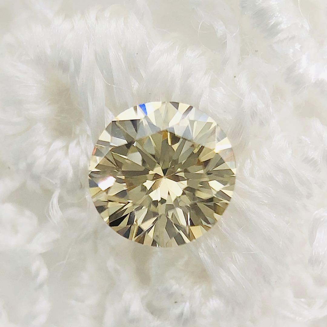 アクセサリー 0.232ct Light Brownish Yellow VS-2 VG