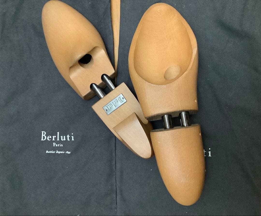 ベルルッティ　シューズキーパー　箱無　本体のみ(サイズ8)