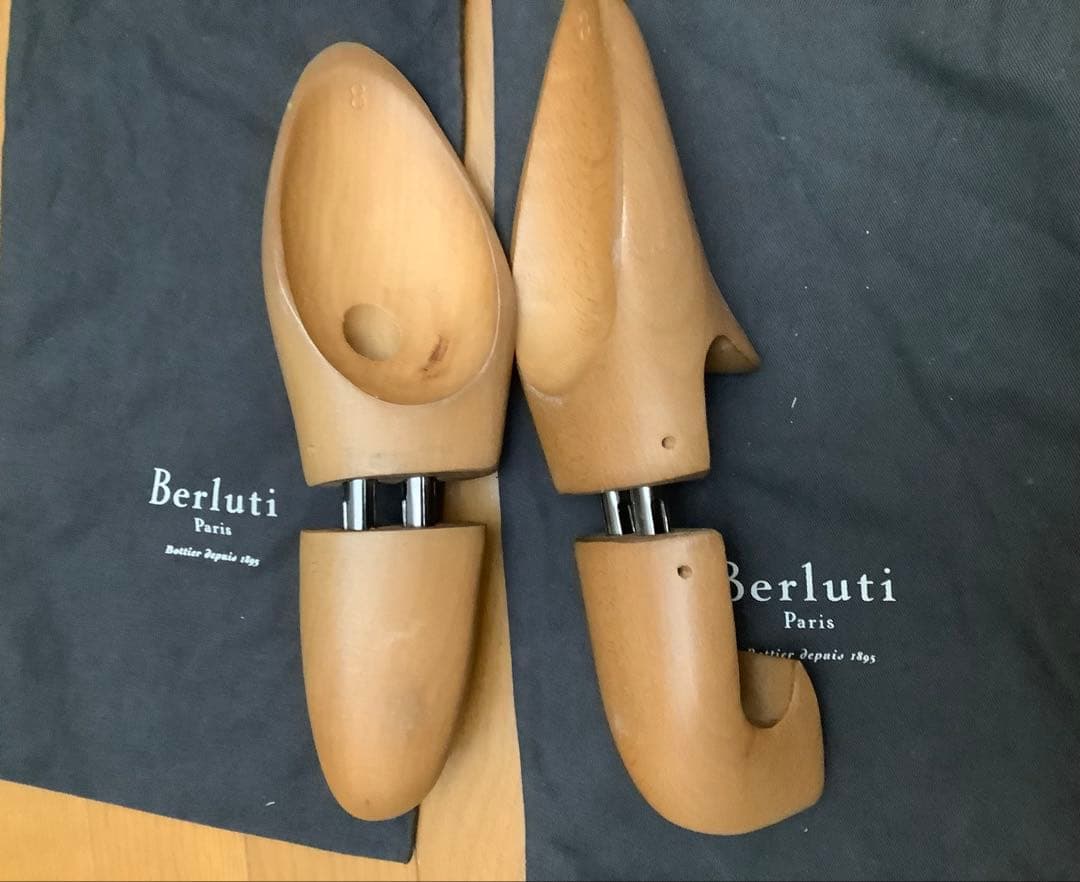 ベルルッティ　シューズキーパー　箱無　本体のみ(サイズ8)