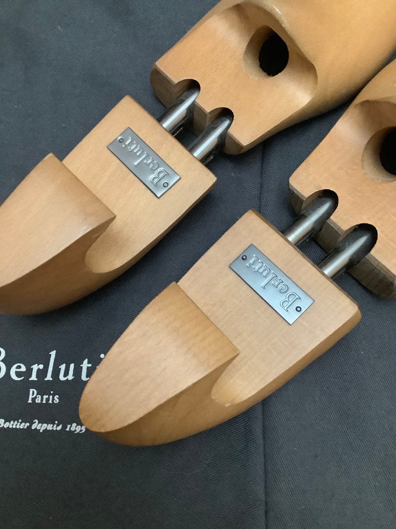 ベルルッティ　シューズキーパー　箱無　本体のみ(サイズ8)