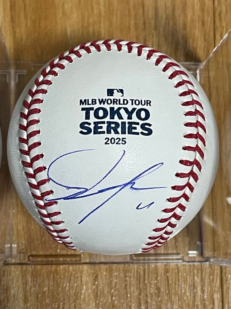 佐々木朗希　東京シリーズロゴ入り2025年ルーキー直書き直筆サインボール