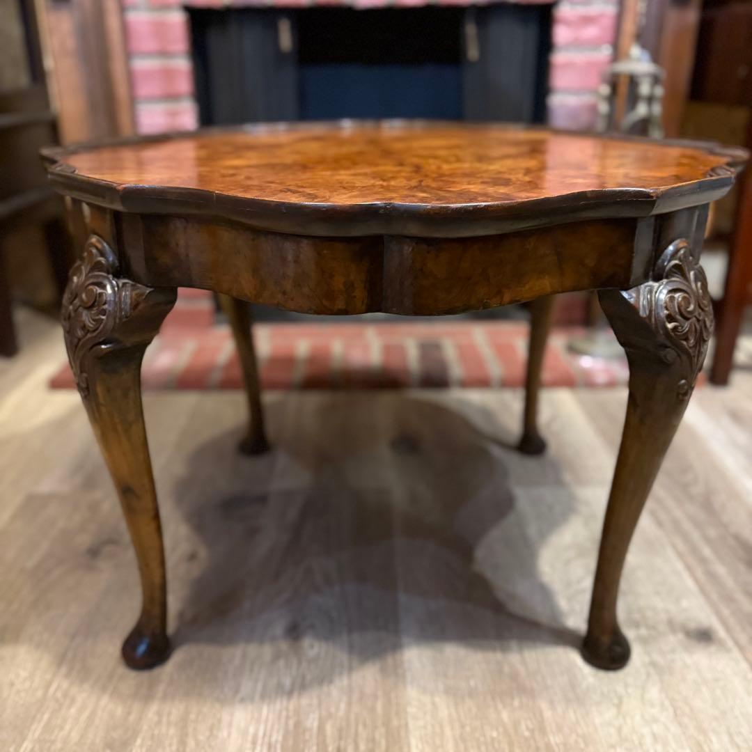 Lloyd’s Antiques コーヒーテーブル　アンティークウォルナット