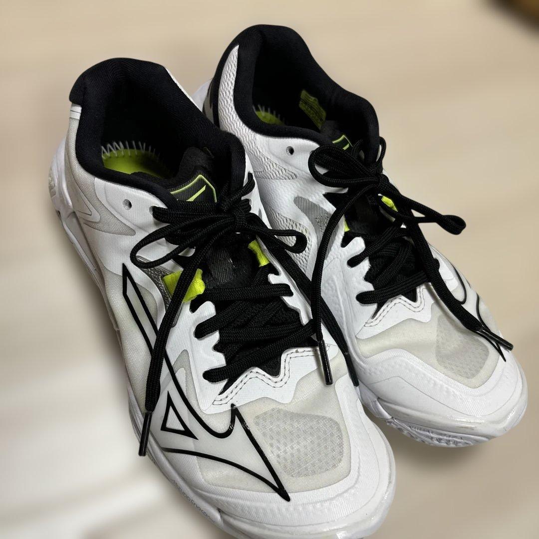 Mizuno バレーシューズ ウェーブライトニング Z8 24cm 中敷き新品‼︎