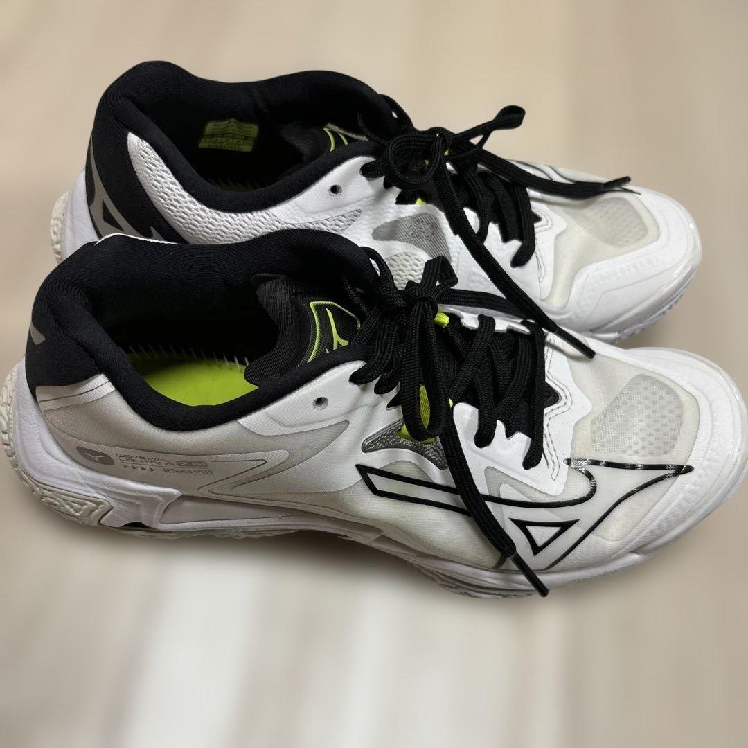 Mizuno バレーシューズ ウェーブライトニング Z8 24cm 中敷き新品‼︎