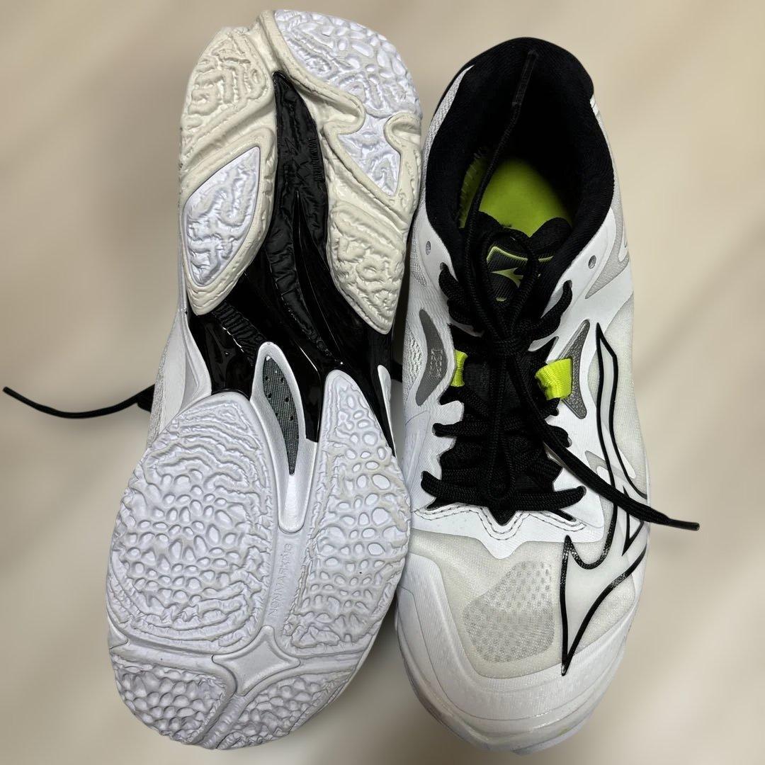 Mizuno バレーシューズ ウェーブライトニング Z8 24cm 中敷き新品‼︎