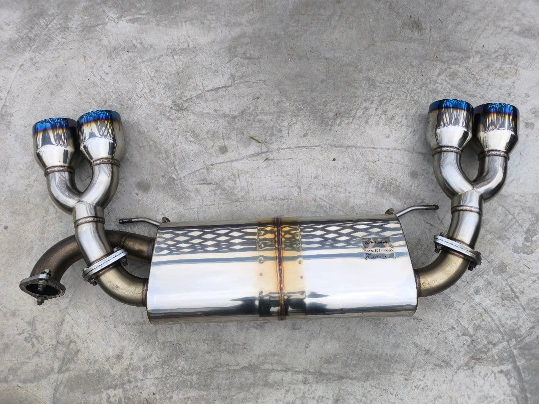 【送料無料】ZN6 86 ZC6 BRZ 4本出し 車検対応 KUHL マフラー