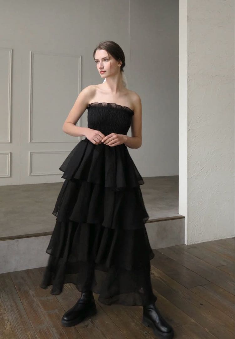 スーツ・フォーマル・ドレス maison celon frilly tiered dress / black