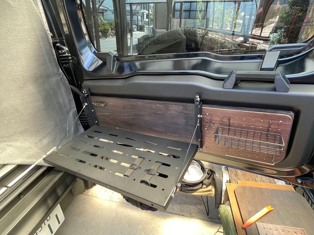 JB64.74JC74 ジムニー、シエラ、ノマド　リアゲートテーブル&オープナー