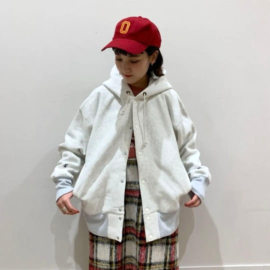 Champion BEAMS BOY 別注 リバースウィーブ　スウェットパーカー