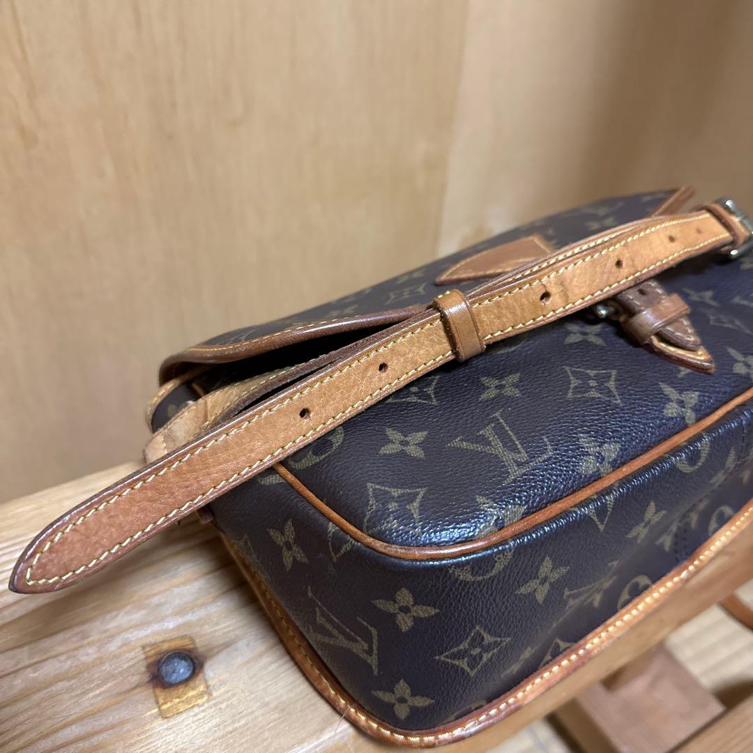 施雅英Louis Vuitton ソローニュ　シガレットケースおまけ付き