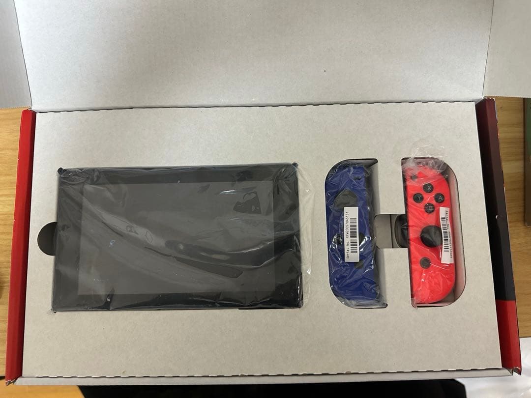 【箱・付属品完備】Nintendo Switch ジャンク品 ブルースクリーン